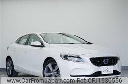 volvo v40 2014 CFJ1530556