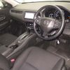 honda vezel 2017 CFJ1704563 image 4