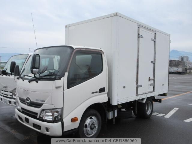 hino dutro 2016 GOO_NET_EXCHANGE_1300267A30250606W001 image 1