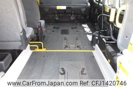 toyota hiace-commuter 2011 GOO_JP_700056043930250714003
