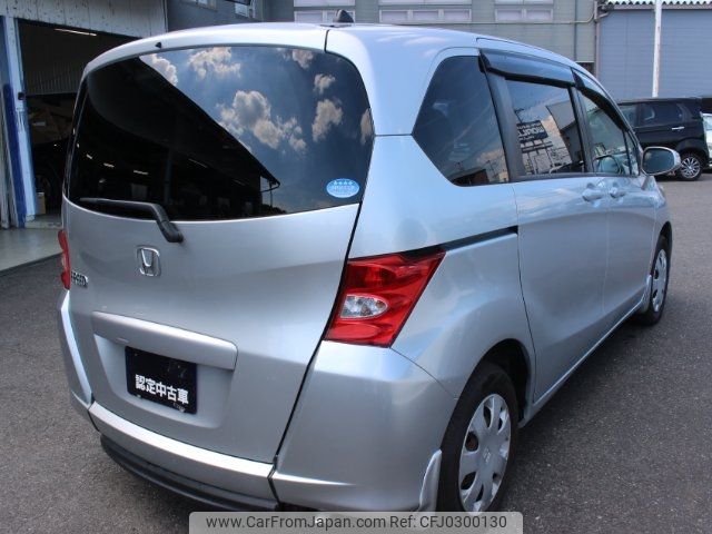 honda freed 2011 CFJ0300130 image 2