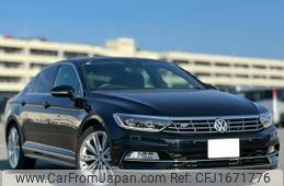 volkswagen passat 2017 CFJ1671776