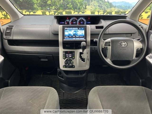 toyota noah 2012 -TOYOTA--Noah DBA-ZRR70G--ZRR70-0508493---TOYOTA--Noah DBA-ZRR70G--ZRR70-0508493- image 2