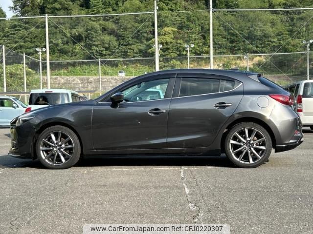 mazda axela 2017 quick_quick_LDA-BMLFS_BMLFS-105645 image 2