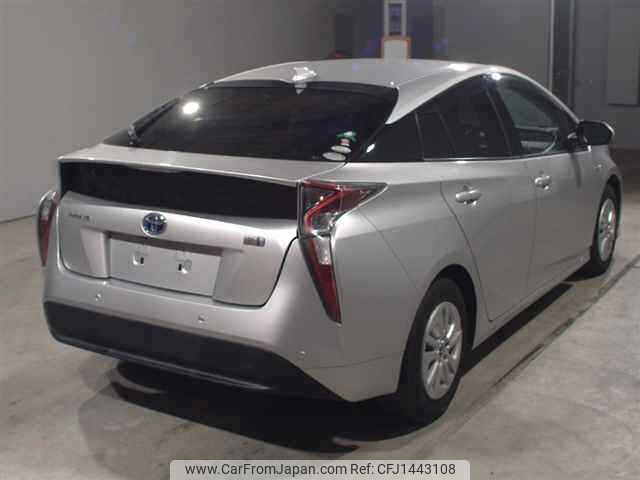 toyota prius 2017 CFJ1443108 image 2