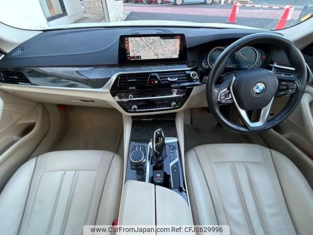 bmw 5-series 2018 -BMW--BMW 5 Series LDA-JC20--WBAJC32030WA06558---BMW--BMW 5 Series LDA-JC20--WBAJC32030WA06558- image 2