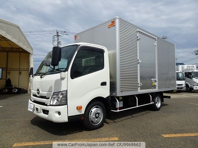 hino dutro 2023 -HINO--Hino Dutoro 2RG-XZU710M--XZU710-0035630---HINO--Hino Dutoro 2RG-XZU710M--XZU710-0035630- image 1