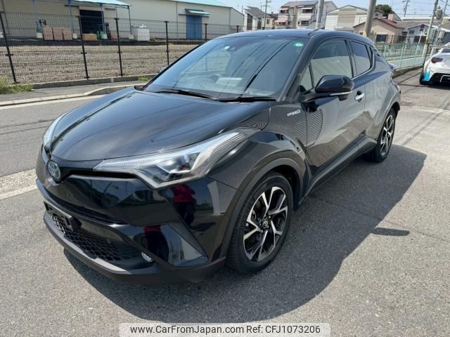 toyota c-hr 2018 quick_quick_DAA-ZYX10_ZYX10-2105697 image 1