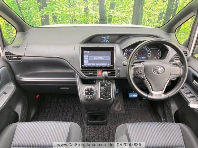 toyota voxy 2014 -TOYOTA--Voxy DBA-ZRR80W--ZRR80-0011306---TOYOTA--Voxy DBA-ZRR80W--ZRR80-0011306- image 2