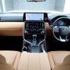 lexus lx 2023 25632606 image 19