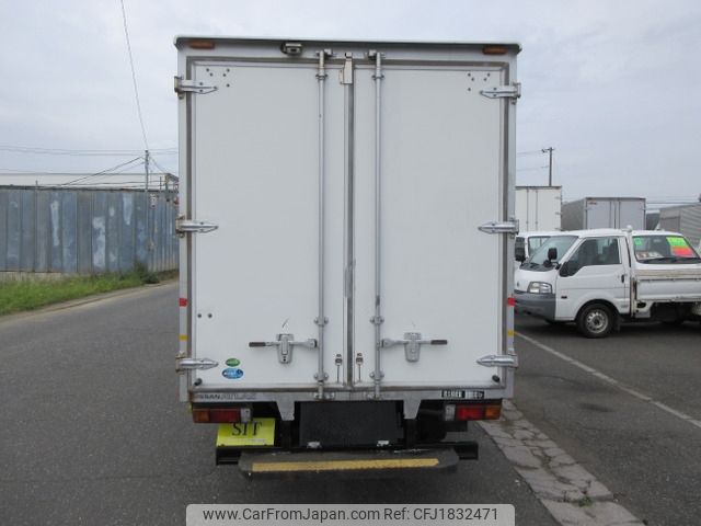 nissan atlas 2012 CFJ1832471 image 2