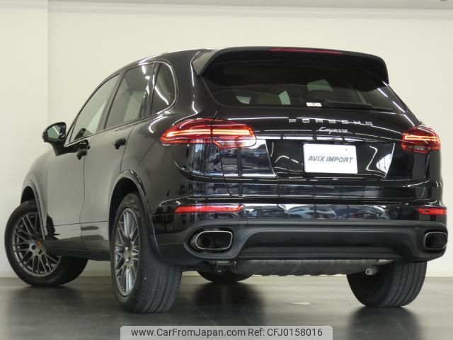 porsche cayenne 2016 quick_quick_ABA-92ACEY_WP1ZZZ92ZHKA82159 image 2