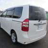 toyota noah 2010 504749-RAOID:9627 image 10