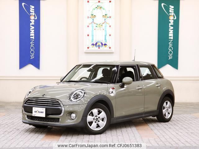 mini mini-others 2019 quick_quick_DBA-XU15M_WMWXU52080TH96329 image 1