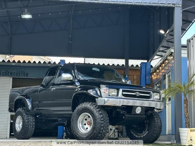 Toyota Hilux Sports Pick Up 2000 FOB 25,508 For Sale - JDM Export