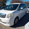 toyota noah 2013 -TOYOTA--Noah DBA-ZRR70G--ZRR70-0554327---TOYOTA--Noah DBA-ZRR70G--ZRR70-0554327- image 1