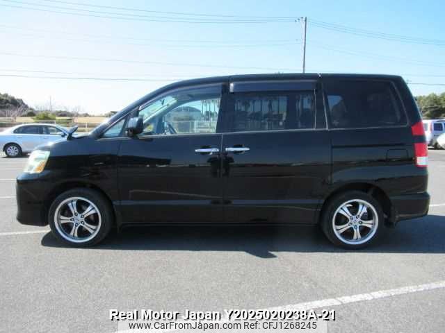 toyota noah 2006 3282185-Y2025020238A-21 image 2