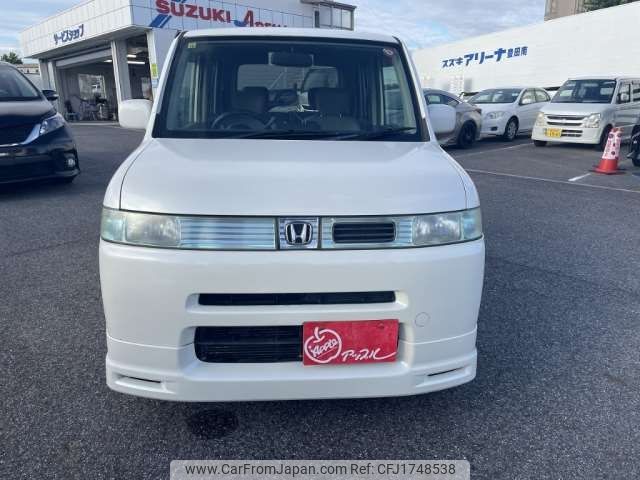 honda thats 2002 CFJ1748538 image 1