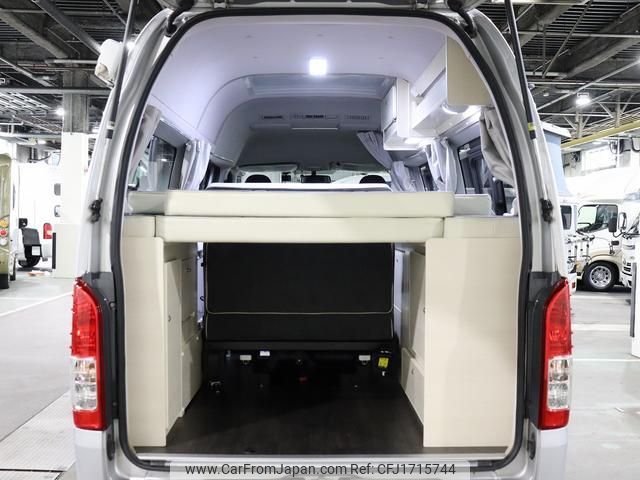 toyota hiace-van 2017 CFJ1715744 image 2