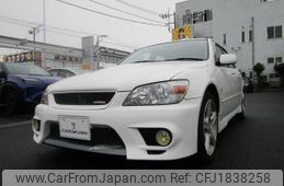 toyota altezza 1999 CFJ1838258