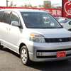 toyota voxy 2003 18340404 image 1
