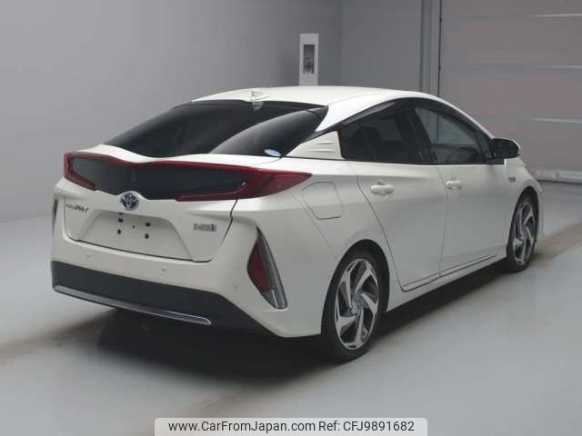 toyota prius-phv 2017 -TOYOTA--Prius PHV DLA-ZVW52--ZVW52-3023319---TOYOTA--Prius PHV DLA-ZVW52--ZVW52-3023319- image 2