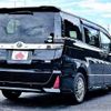 toyota voxy 2020 504928-931025 image 2