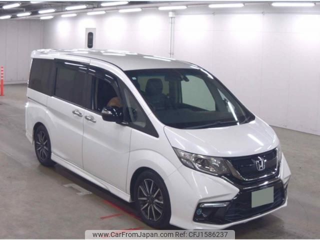 honda stepwagon 2017 CFJ1586237 image 1