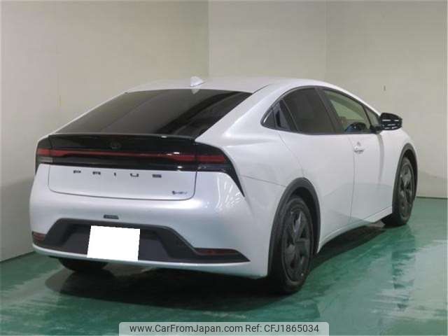 toyota prius 2023 CFJ1865034 image 2