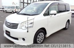 toyota noah 2010 CFJ1213815