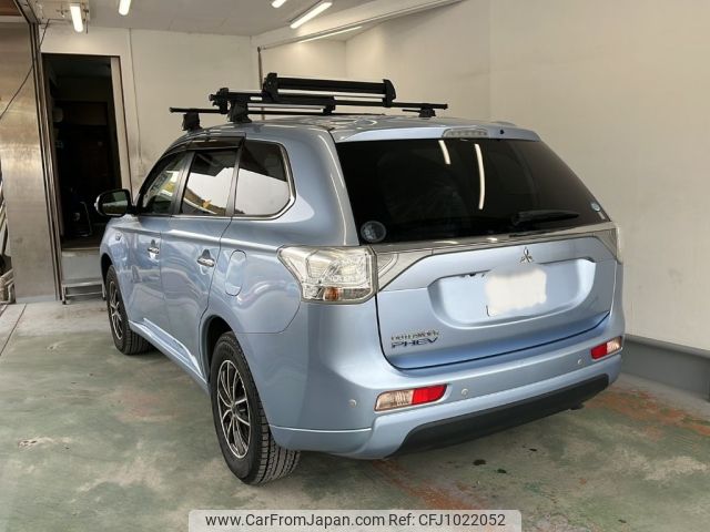 mitsubishi outlander-phev 2013 -MITSUBISHI 【多摩 304せ3365】--Outlander PHEV GG2W-0005476---MITSUBISHI 【多摩 304せ3365】--Outlander PHEV GG2W-0005476- image 2