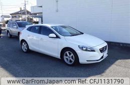 volvo v40 2015 -VOLVO 【富士山 303ﾊ2909】--Volvo V40 MB4164T--2233072---VOLVO 【富士山 303ﾊ2909】--Volvo V40 MB4164T--2233072-
