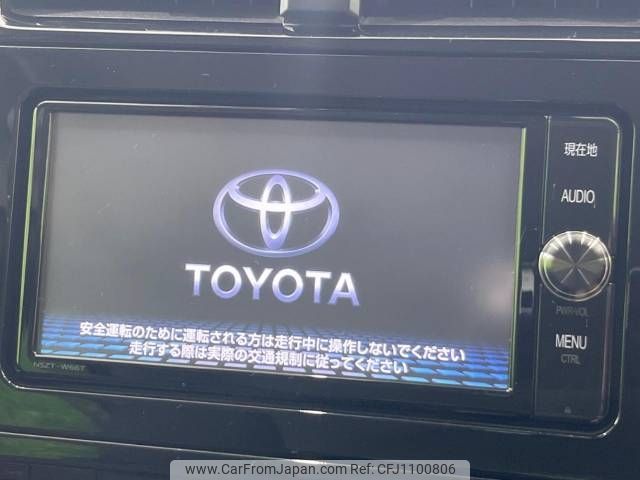 toyota prius 2018 CFJ1100806 image 2