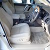 toyota land-cruiser-prado 2020 24231902 image 16