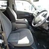 toyota hiace-wagon 2018 CFJ1648468 image 17