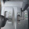 mitsubishi pajero 2004 REALMOTOR_N2022040095HD-10 image 11