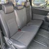 toyota voxy 2013 -TOYOTA--Voxy ZRR70W--0552831---TOYOTA--Voxy ZRR70W--0552831- image 5