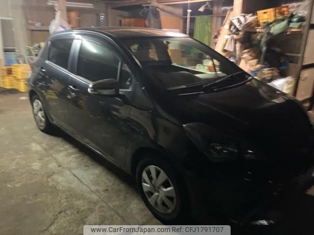 toyota vitz 2014 CFJ1791707 image 2