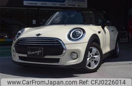 mini mini-others 2019 quick_quick_DBA-XR15M_WMWXR32020TM18493