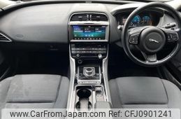 jaguar xe 2019 GOO_JP_965025031709620022001