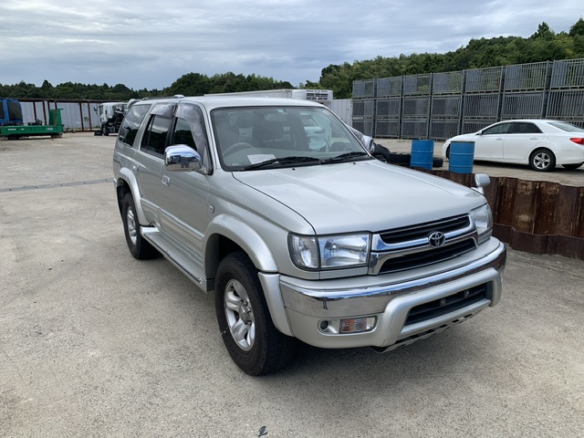car_e66e120c-ca40-46cf-9dbb-