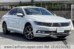 volkswagen passat 2017 -VOLKSWAGEN--VW Passat DBA-3CCZE--WVWZZZ3CZHE095527---VOLKSWAGEN--VW Passat DBA-3CCZE--WVWZZZ3CZHE095527-