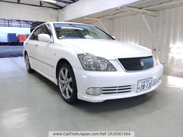 toyota crown 2005 ENHANCEAUTO_1_ea289811 image 1