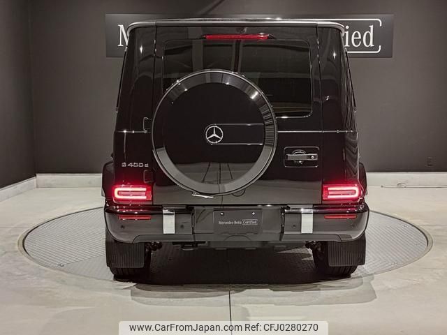 mercedes-benz g-class 2023 quick_quick_463350_W1N4633502X479846 image 2