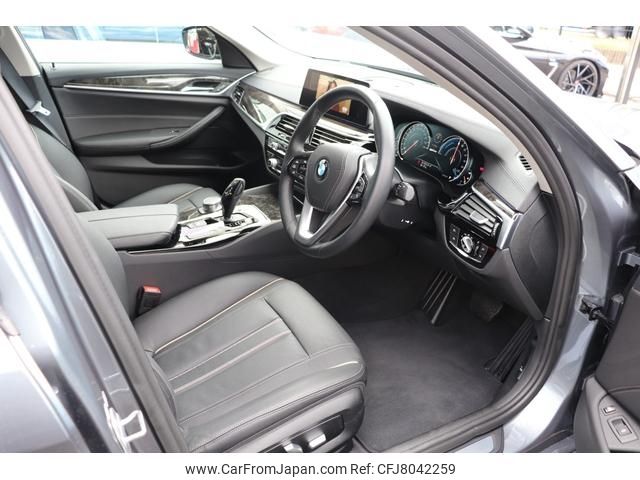 bmw 5-series 2017 -BMW--BMW 5 Series LDA-JC20--WBAJC32040WA06276---BMW--BMW 5 Series LDA-JC20--WBAJC32040WA06276- image 2