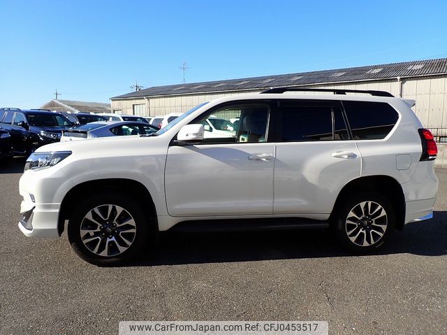 toyota land-cruiser-prado 2022 24230806 image 2