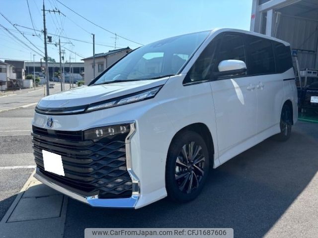 toyota voxy 2025 CFJ1687606 image 1