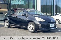 toyota aqua 2012 -TOYOTA--AQUA DAA-NHP10--NHP10-6052700---TOYOTA--AQUA DAA-NHP10--NHP10-6052700-