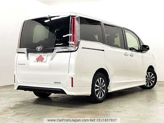 toyota esquire 2018 CFJ1837837 image 2