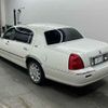 lincoln town-car 2007 CFJ1750256 image 2